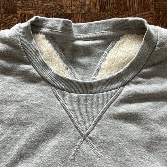 One Teaspoon Cropped Grey Sweatshirt with fleece lining - Picture 2 of 5
